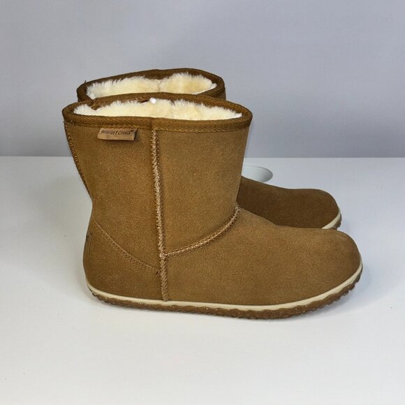 MINNETONKA boots size 6 women NEW!! - Picture 3 of 4